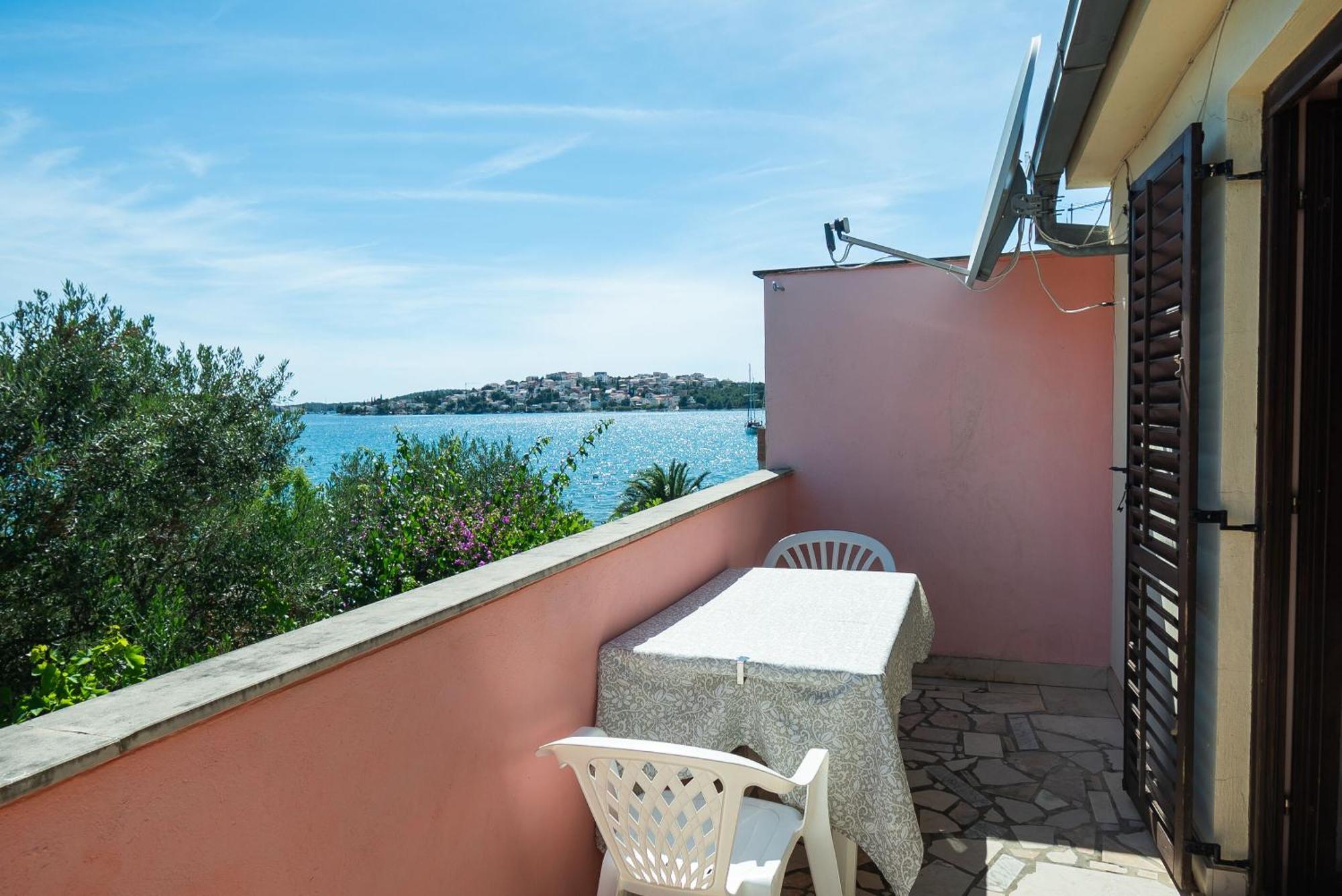 House Nani Villa Rogoznica  Bilik gambar