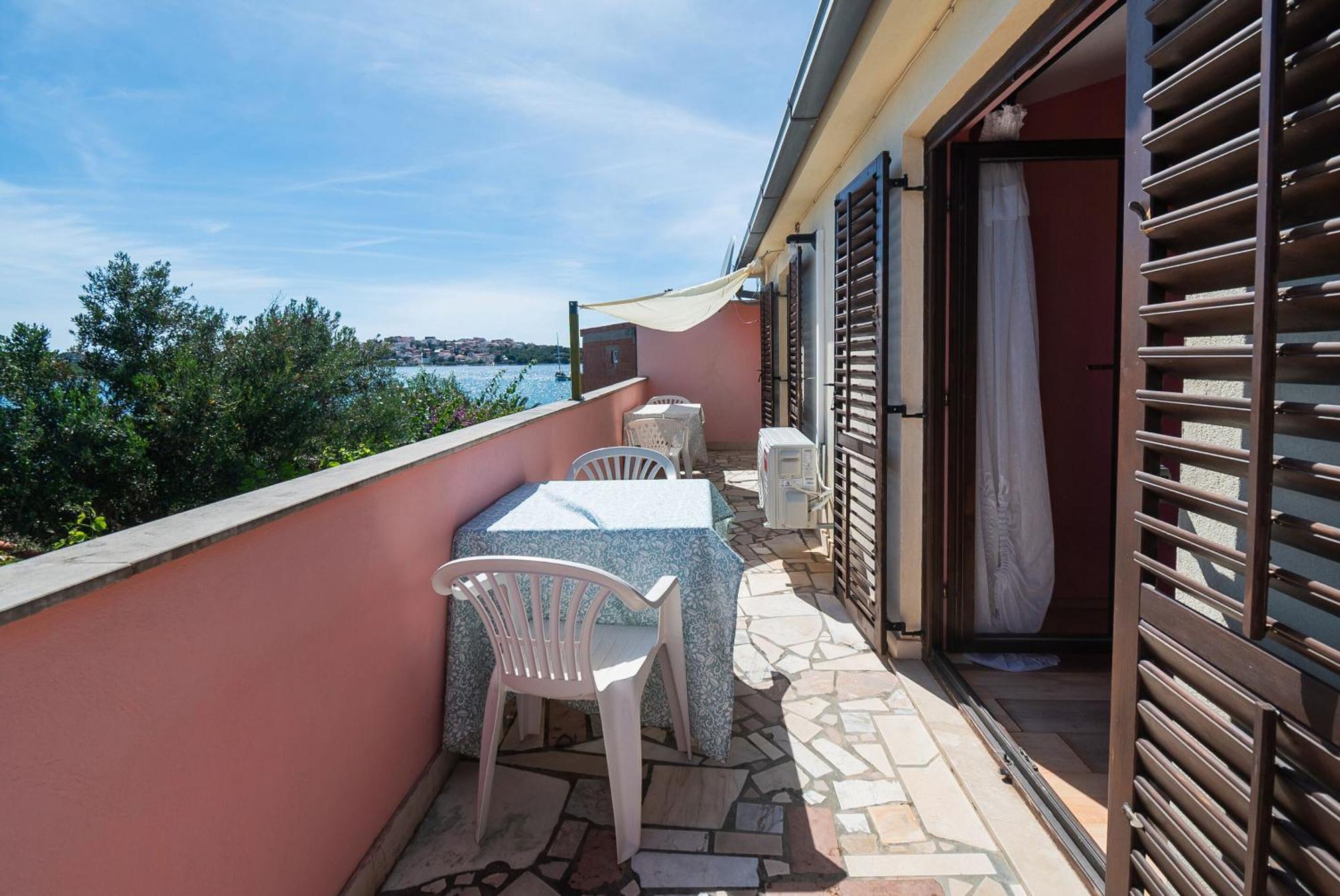 House Nani Villa Rogoznica  Bilik gambar